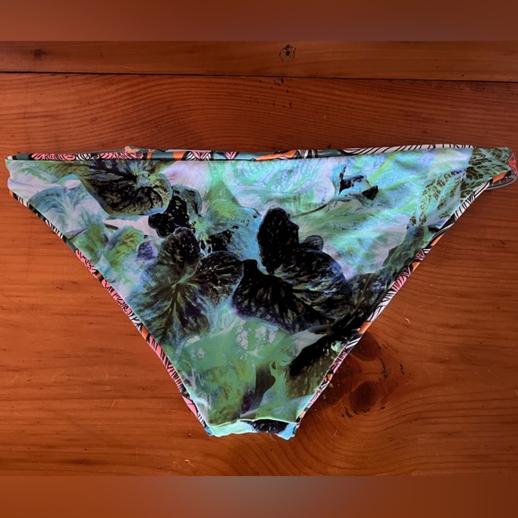 Maaji reversible bathing suit bottom - Picture 2 of 4